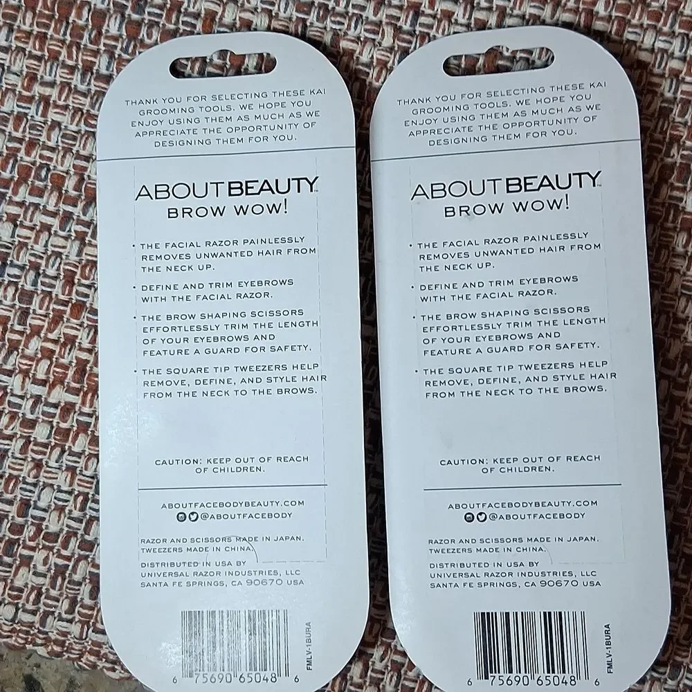 About Beauty Brow Wow! Pink Eyebrow Grooming Kit (Set of 2)